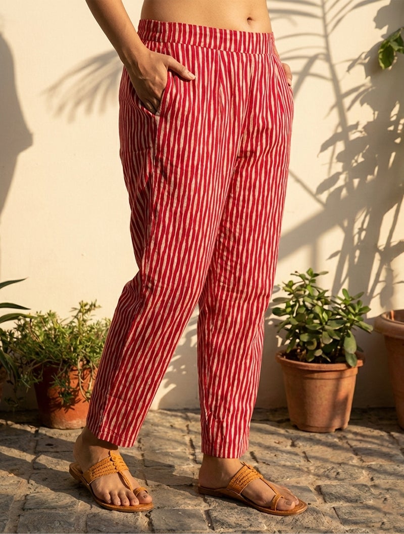 trueBrowns Pink Abstract Print Embroidered Kurta Pant Dupatta Set - Image 4